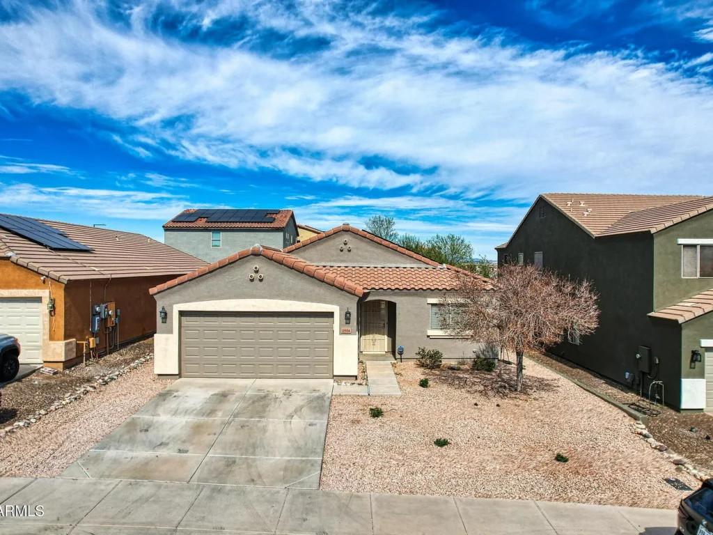 Buy Or Sell With Homes By Jan