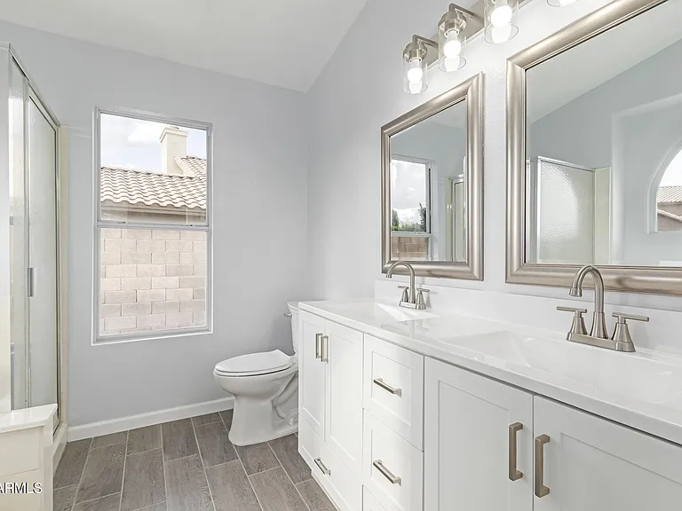Buy Or Sell With Homes By Jan